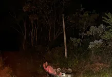 Saída de pista deixa dois feridos na SC-305, em São Lourenço do Oeste