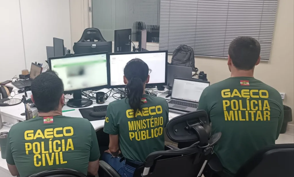 Operação Desmos II