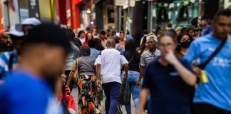 Brasil tem 214,2 milhões de habitantes, diz IBGE. — Foto: Luiz Franco/g1