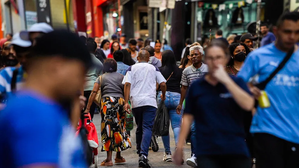 Brasil tem 214,2 milhões de habitantes, diz IBGE. — Foto: Luiz Franco/g1
