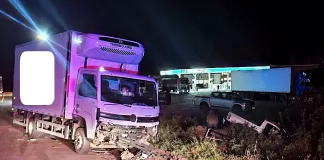Colisão entre camionete e caminhão deixa vítima fatal na BR-282, em Vargem Bonita
