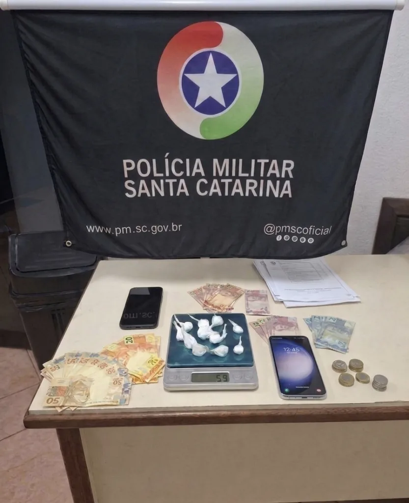Dois suspeitos são presos por tráfico de drogas em Ipumirim