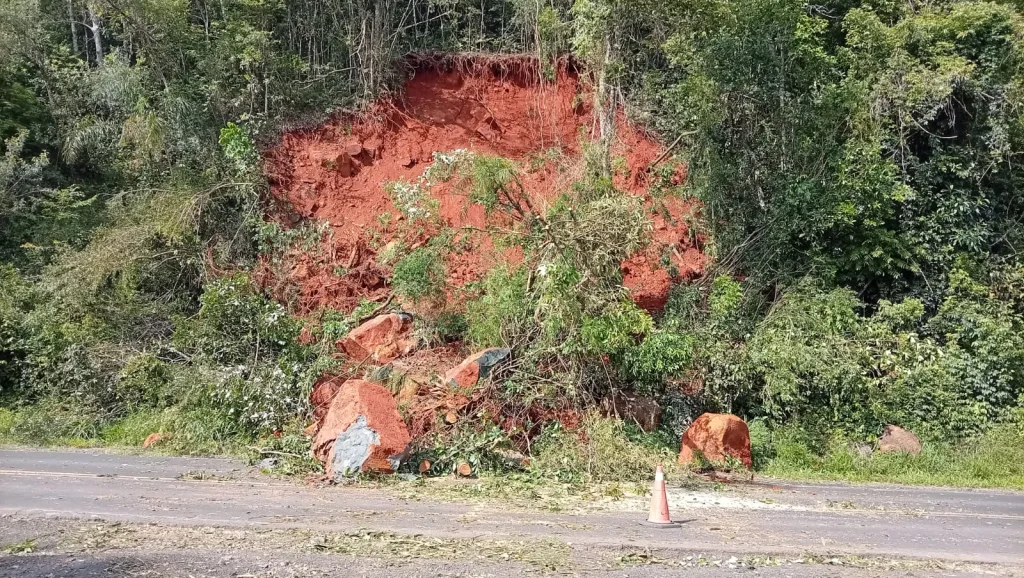 Liberado parcialmente o trânsito na SC-283 entre Seara e Concórdia