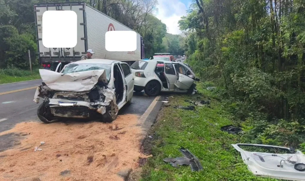 Duas vítimas morrem após grave acidente na ERS-135 entre Erechim e Getúlio Vargas