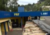 PRF apreende carga de hormônios sintéticos e cosméticos estrangeiros na BR-153 PRF apreende carga de hormônios sintéticos e cosméticos estrangeiros na BR-153