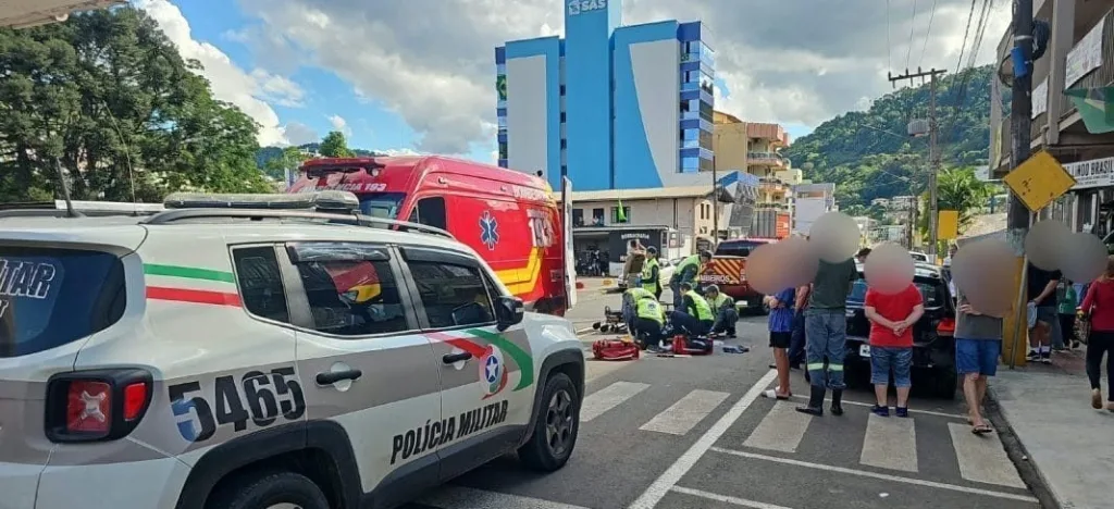 PM localiza motocicleta com marcas de sague após atropelamento no Oeste de SC
